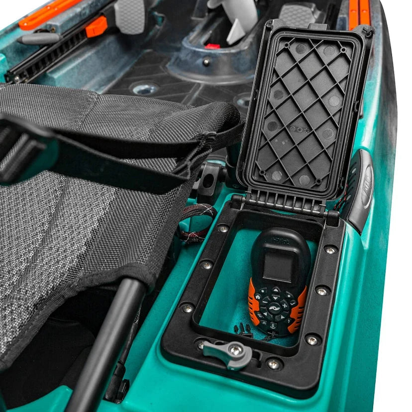Old Town Sportsman AutoPilot 120 Motorized Fishing Kayak with Minn Kota Trolling Motor ���ゆ�� 12-ft